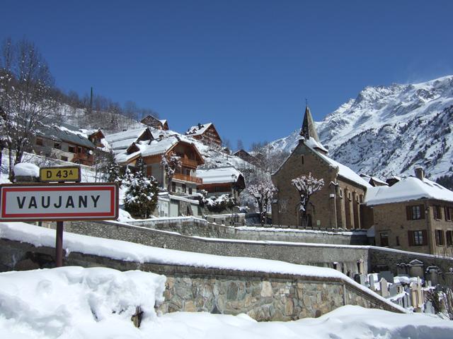 Vaujany in winter
